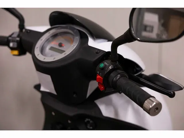Vmoto - vt120ld - elektrische bezorgscooter - afbeelding 11 van  22
