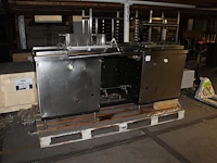 Voedselverwerkingsmachine rubbens, vermoedelijk blancheertoestel. afmeting 260 x 93 x 102 cm. - afbeelding 1 van  2