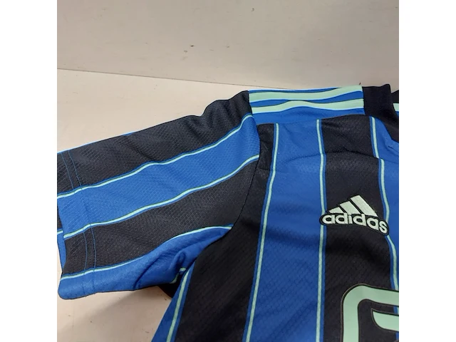 Voetbalshirt " ajax amsterdam " en aanvoerdersband, adidas - afbeelding 8 van  14
