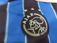 Voetbalshirt " ajax amsterdam " en aanvoerdersband, adidas - afbeelding 11 van  14