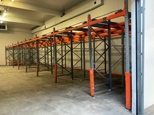 Vogelsang pushbackstelling (22,50x4,20 mtr) - afbeelding 1 van  17
