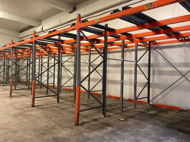 Vogelsang pushbackstelling (22,50x4,20 mtr) - afbeelding 10 van  17