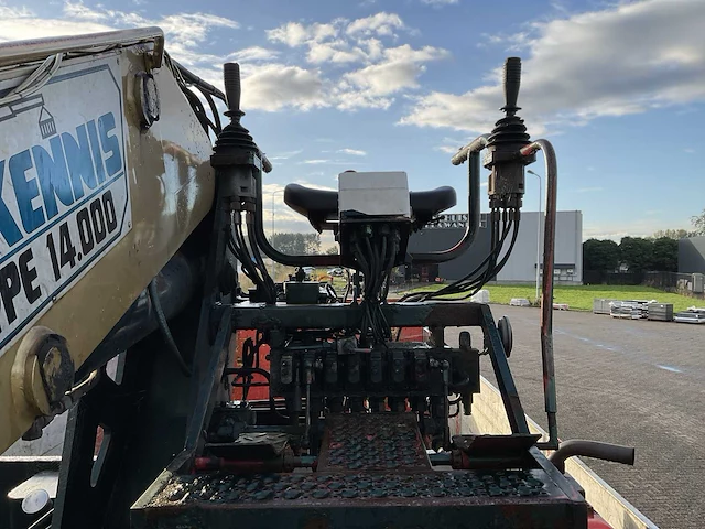 Vogelzang trailer met werkende laad- en loskraan - afbeelding 9 van  26