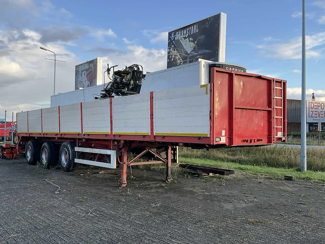 Vogelzang trailer met werkende laad- en loskraan - afbeelding 1 van  26