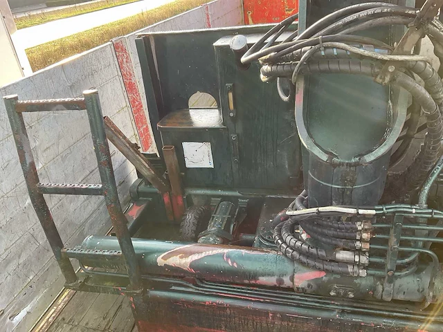 Vogelzang trailer met werkende laad- en loskraan - afbeelding 15 van  26