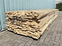 Vol pakket vuren houten latten - afbeelding 3 van  3