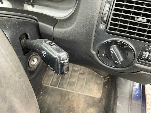 Volkswagen - - golf - personenauto - afbeelding 10 van  24