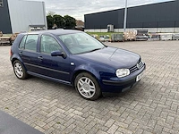 Volkswagen - - golf - personenauto - afbeelding 12 van  24
