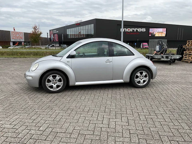 Volkswagen - - new beetle - personenauto - afbeelding 27 van  31