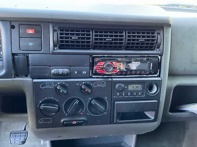 Volkswagen - 1997 - multicamper multivan vr6 - s8 - personenauto - afbeelding 14 van  34