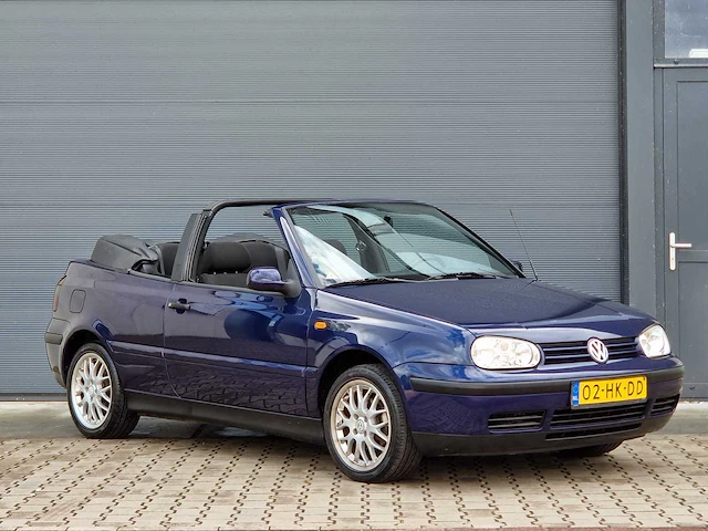 Volkswagen - 1999 - golf cabriolet - 1.8 trendline - 02-hk-dd - afbeelding 18 van  22