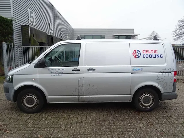 Volkswagen - 2.0 tdi - bedrijfswagen - afbeelding 12 van  36