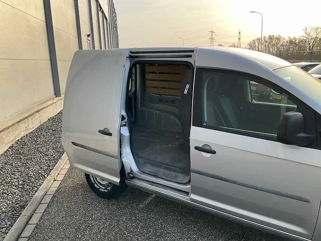 Volkswagen - 2.0 tdi l1h1 bmt comfortline - van - afbeelding 16 van  35
