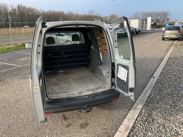Volkswagen - 2.0 tdi l1h1 bmt comfortline - van - afbeelding 18 van  35