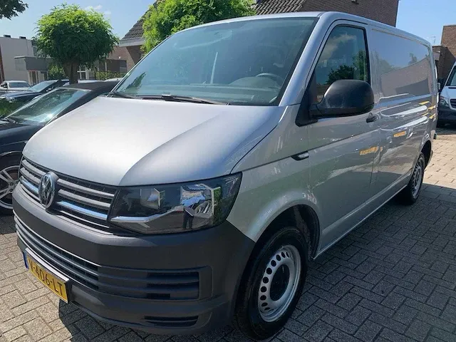 Volkswagen - 2.0 tdi l1h1 comf. - v-406-lt - afbeelding 1 van  26