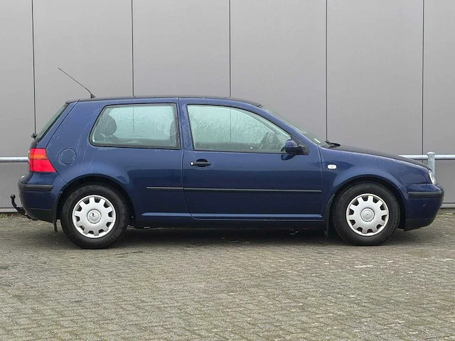 Volkswagen - 2000 - golf - 1.6 trendline - 40-ft-xr - automaat - afbeelding 4 van  10