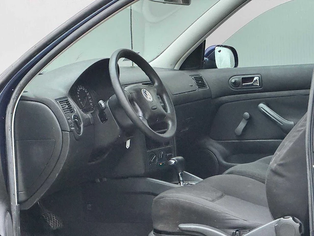 Volkswagen - 2000 - golf - 1.6 trendline - 40-ft-xr - automaat - afbeelding 9 van  11