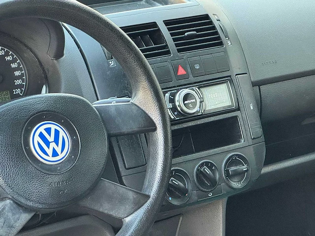 Volkswagen - 2002 - polo - 1.4-16v - 35-jj-jf - afbeelding 9 van  10