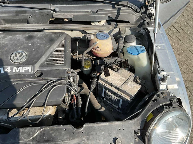 Volkswagen - 2003 - lupo - 6x - personenauto - afbeelding 17 van  28
