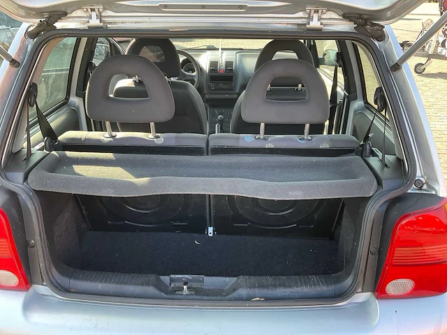Volkswagen - 2003 - lupo - 6x - personenauto - afbeelding 18 van  28