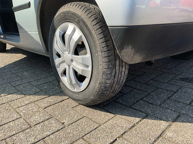 Volkswagen - 2003 - lupo - 6x - personenauto - afbeelding 20 van  28
