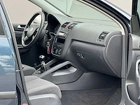 Volkswagen - 2004 - golf - 1.6 trendline - 37-pl-sz - afbeelding 4 van  15