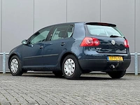 Volkswagen - 2004 - golf - 1.6 trendline - 37-pl-sz - afbeelding 9 van  15