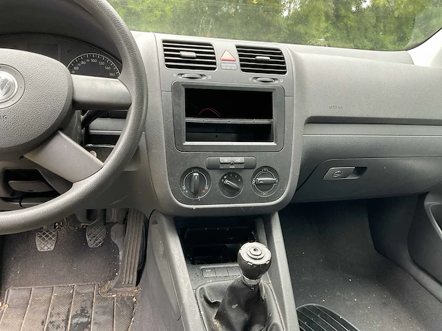 Volkswagen - 2004 - golf - personenauto - afbeelding 6 van  35