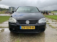 Volkswagen - 2004 - golf - personenauto - afbeelding 12 van  35