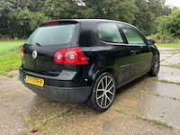 Volkswagen - 2004 - golf - personenauto - afbeelding 31 van  35