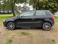 Volkswagen - 2004 - golf - personenauto - afbeelding 34 van  35