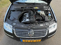 Volkswagen - 2004 - passat - 2.0-20v turijn - 22-pk-zj - afbeelding 18 van  20