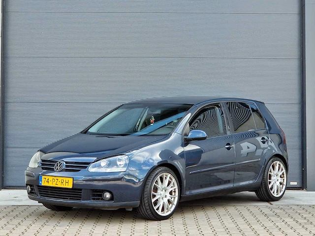 Volkswagen - 2005 - golf - 2.0 fsi sportline - 74-pz-rh - afbeelding 1 van  27