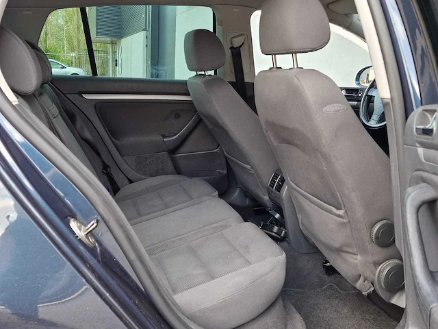 Volkswagen - 2005 - golf - 2.0 fsi sportline - 74-pz-rh - afbeelding 17 van  27