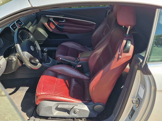 Volkswagen - 2006 - eos - 2.0-16v fsi - xd-195-t - afbeelding 17 van  18
