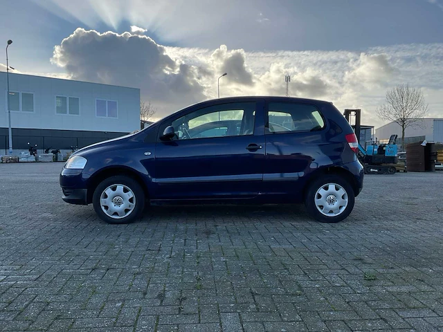 Volkswagen - 2006 - fox - 1.2 trendline - personenauto - afbeelding 18 van  24