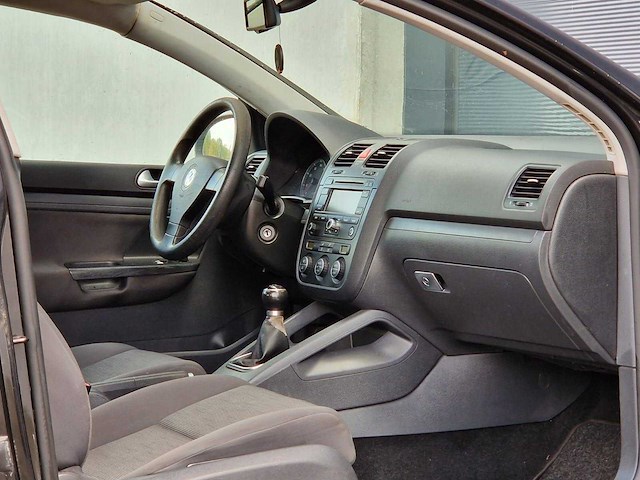 Volkswagen - 2006 - golf - 1.4 trendline bns - 10-tb-sk - afbeelding 18 van  18