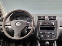 Volkswagen - 2006 - jetta - 1.6 fsi comfortline - 45-tj-zb - afbeelding 3 van  21