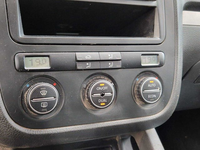 Volkswagen - 2006 - jetta - 1.6 fsi comfortline - 45-tj-zb - afbeelding 11 van  21