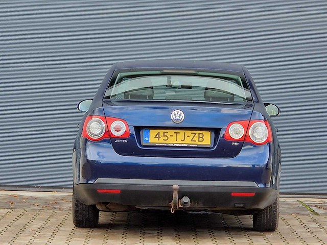 Volkswagen - 2006 - jetta - 1.6 fsi comfortline - 45-tj-zb - afbeelding 18 van  21