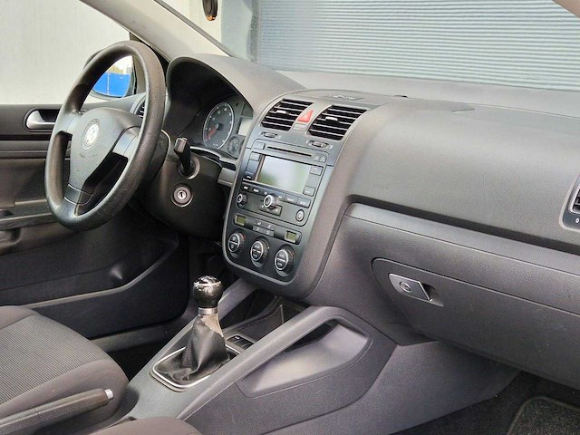 Volkswagen - 2006 - jetta - 1.6 fsi comfortline - 45-tj-zb - afbeelding 21 van  21