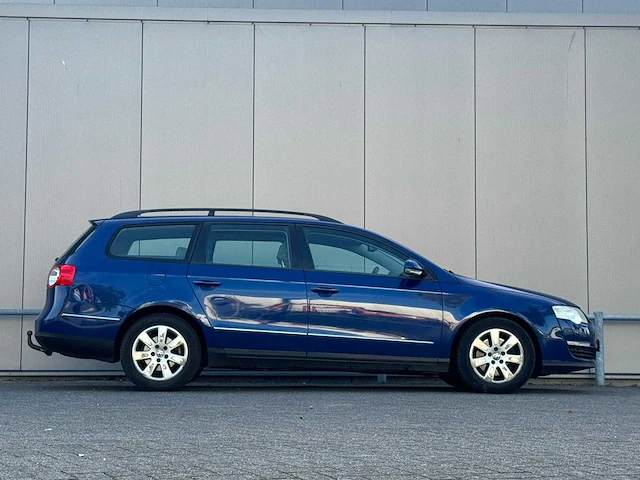 Volkswagen - 2006 - passat variant - 2.0 fsi sportline - 32-sh-bb - afbeelding 8 van  13