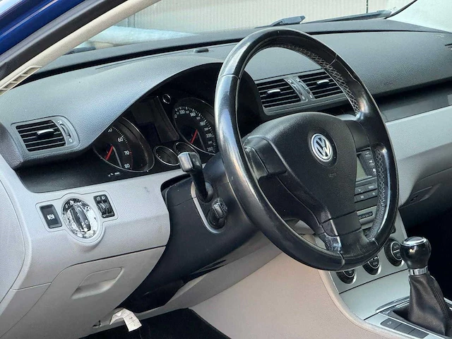 Volkswagen - 2006 - passat variant - 2.0 fsi sportline - 32-sh-bb - afbeelding 13 van  13
