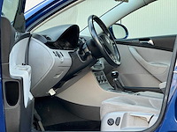 Volkswagen - 2006 - passat variant - 2.0 fsi sportline - 32-sh-bb - afbeelding 12 van  13