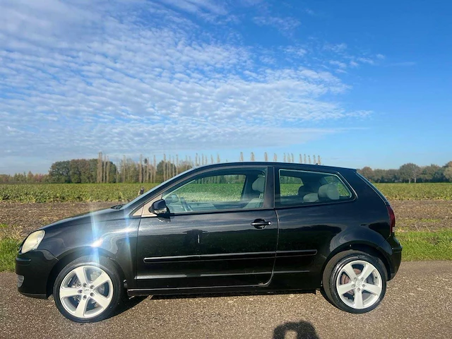 Volkswagen - 2006 - polo - 1.2-12v optive - 33-sh-hs - afbeelding 10 van  11