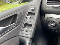 Volkswagen - 2011 - golf - highline. bluemotion - personenauto - afbeelding 4 van  13