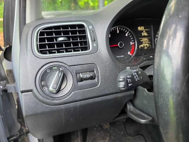 Volkswagen - 2011 - polo - 1.2 tdi bl.m. comfl. - 42-nxz-1 - afbeelding 7 van  20