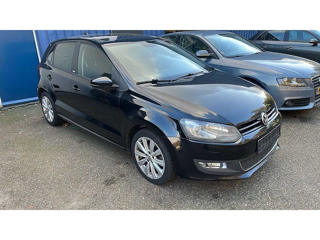 Volkswagen - 2011 - polo automaat - 1.6 tdi highline - personenauto - afbeelding 7 van  13