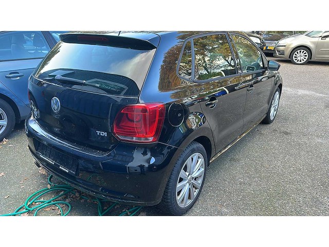 Volkswagen - 2011 - polo automaat - 1.6 tdi highline - personenauto - afbeelding 9 van  13