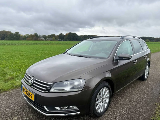 Volkswagen - 2012 - passat variant - 1.4 tsi comfl. blm - 01-tzr-7 - afbeelding 9 van  16